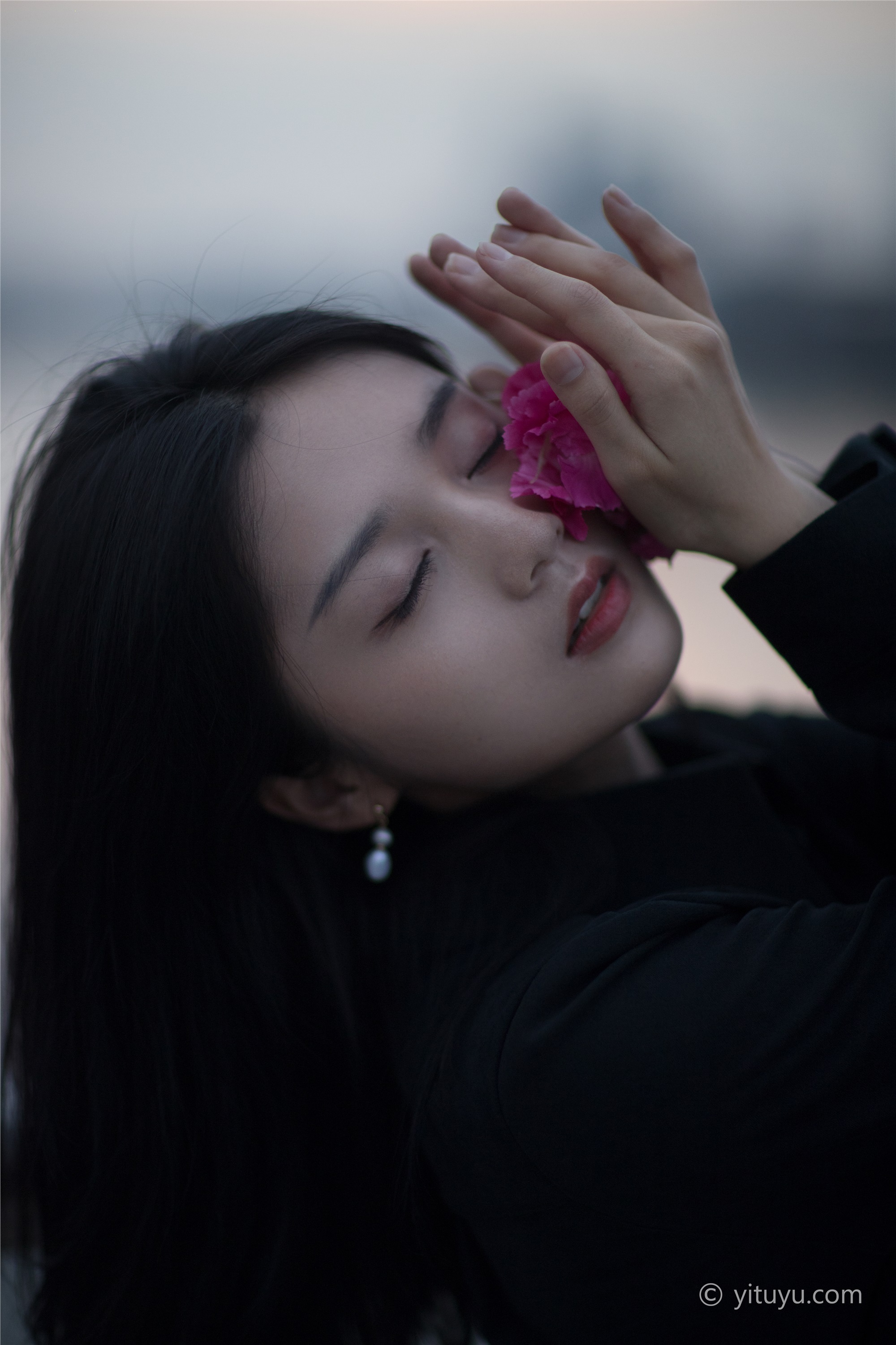 YITUYU艺图语  2021.06.16 晚风 雨文